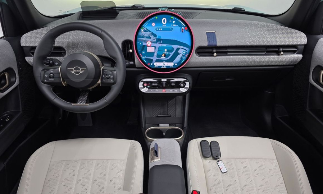 Mini Cooper 5 Door Favoured, 2025
