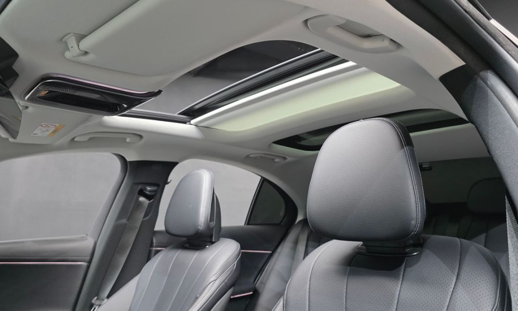 Mercedes-Benz E-Class E200 Avantgarde, 2024