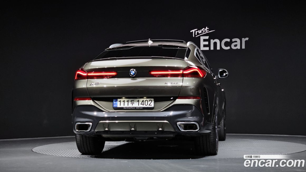 BMW X6 xDrive40i M Sport, 2023