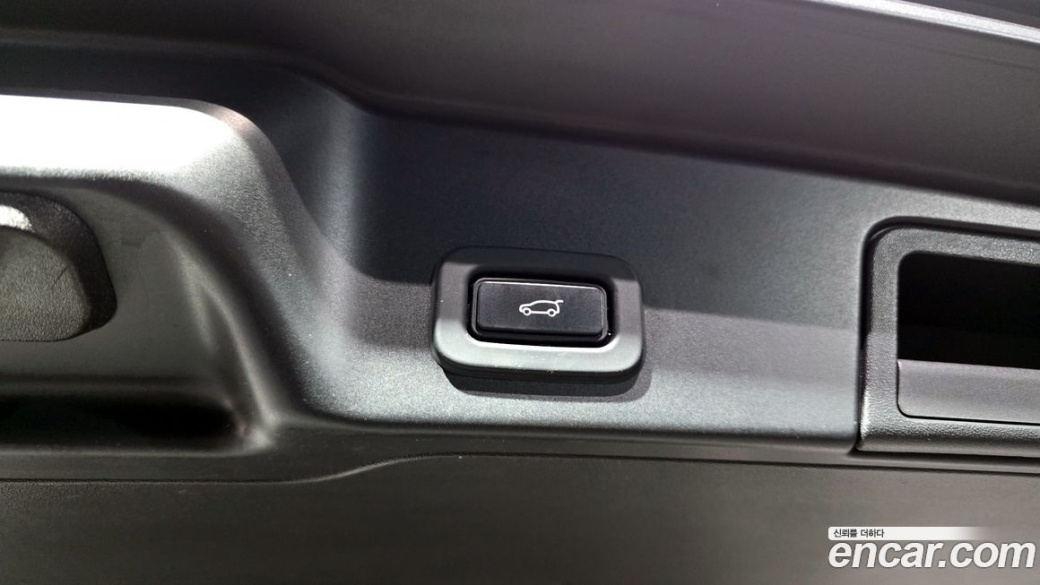 Land Rover Range Rover Evoque P250 R-Dynamic SE, 2022