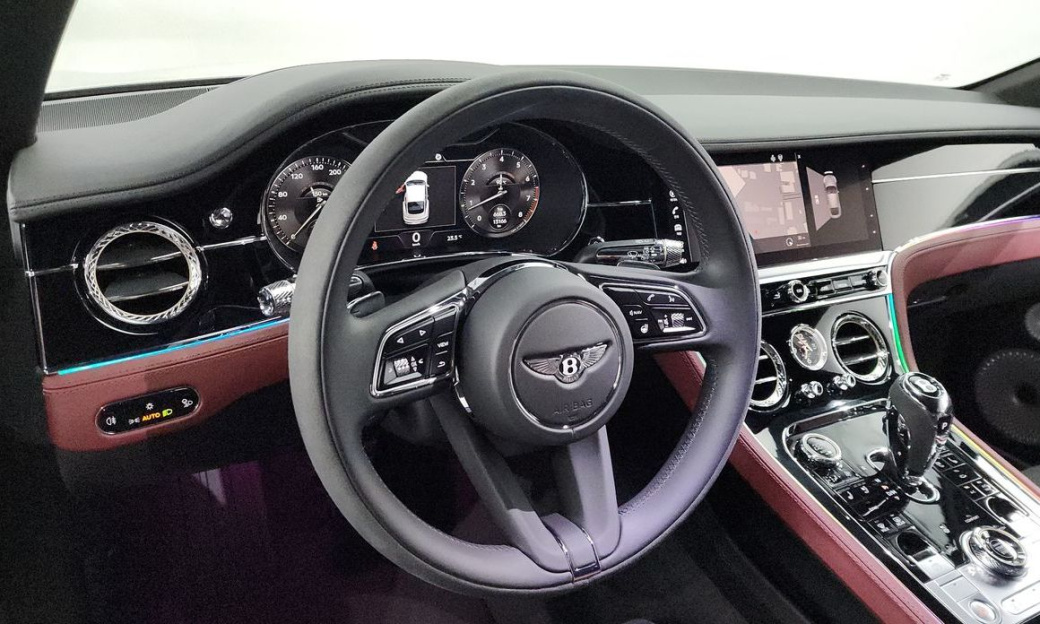 Bentley Continental 4.0 GTS, 2023