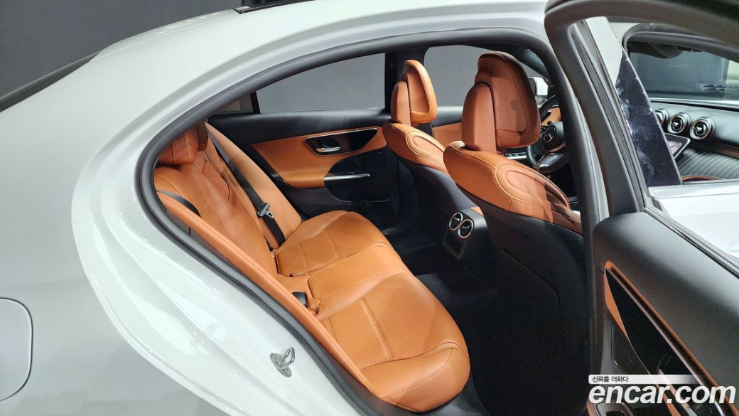 Mercedes-Benz C-Class C300 4MATIC Avantgarde, 2023