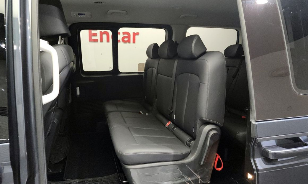 Hyundai Staria Tourer 9-Seater, 2025