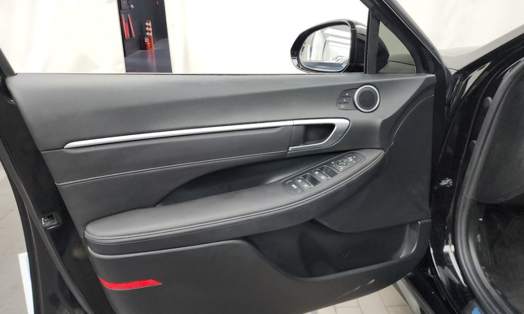 Hyundai Sonata 2.0, 2024