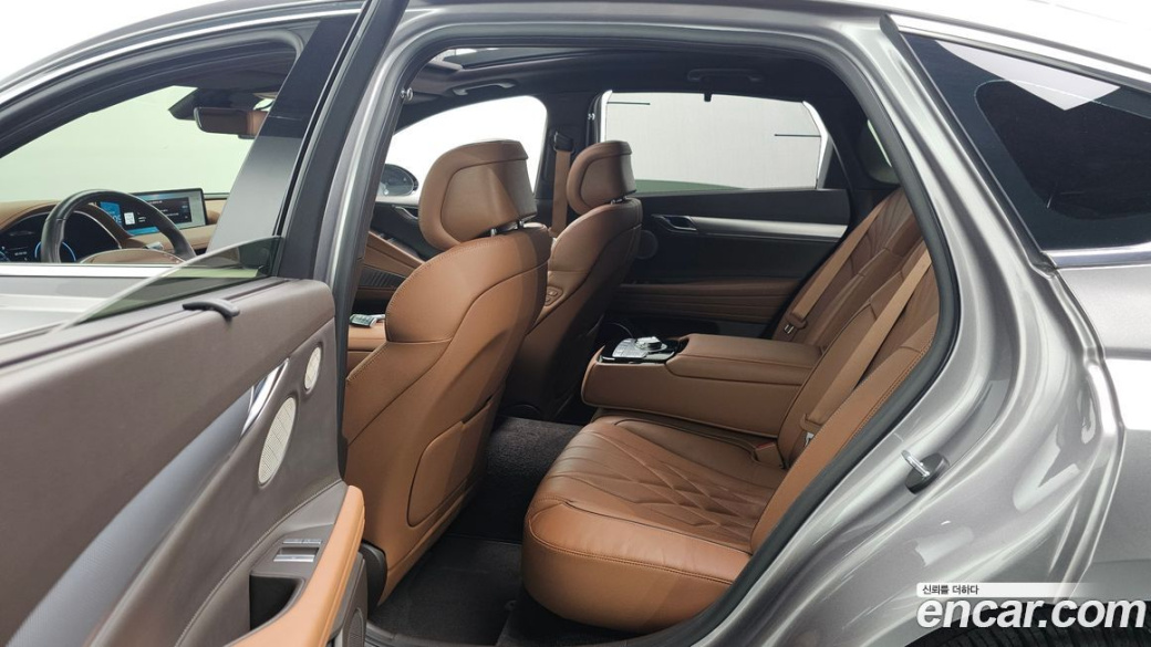 Genesis G80 Gasoline 2.5 Turbo AWD, 2023