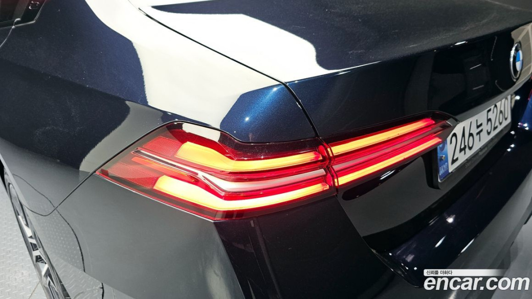 BMW 5-Series 520i M Sport, 2024