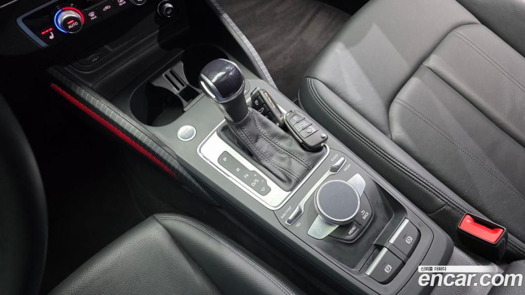 Audi Q2 35 TDI, 2023
