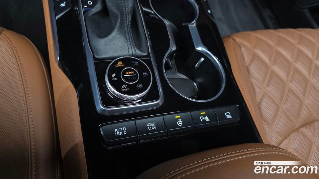 Kia Mohave Diesel 3.0 4WD 6-Seater, 2022