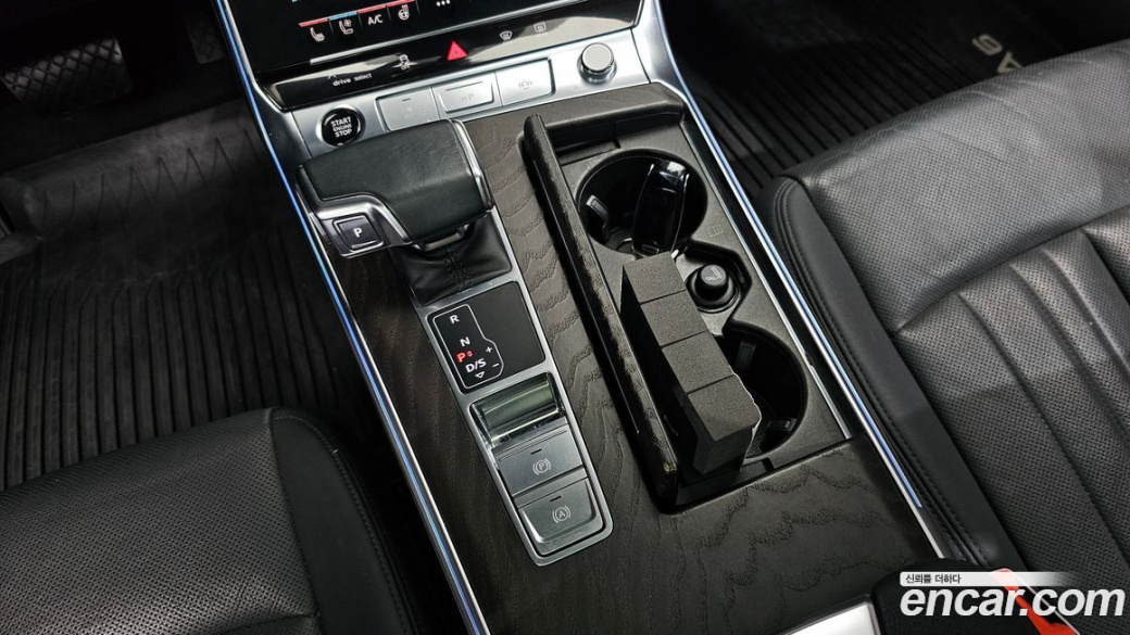 Audi A6 45 TFSI Quattro Premium, 2022