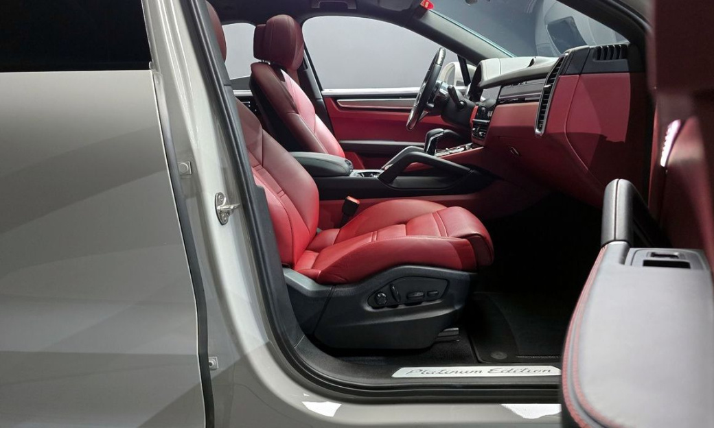 Porsche Cayenne 3.0 COUPE PLATINUM EDITION, 2023