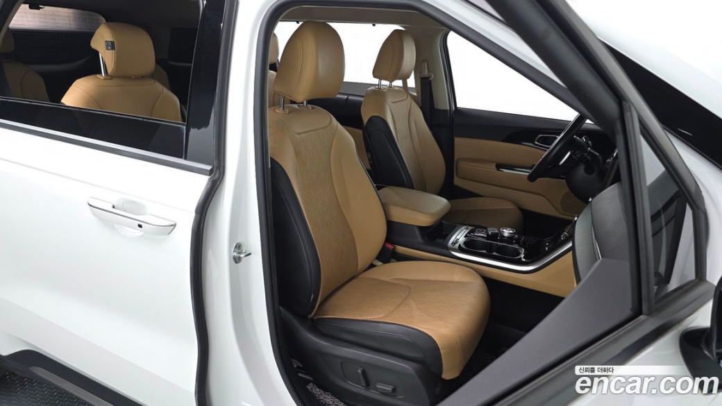 Kia Carnival 9-Seater Noblesse, 2023