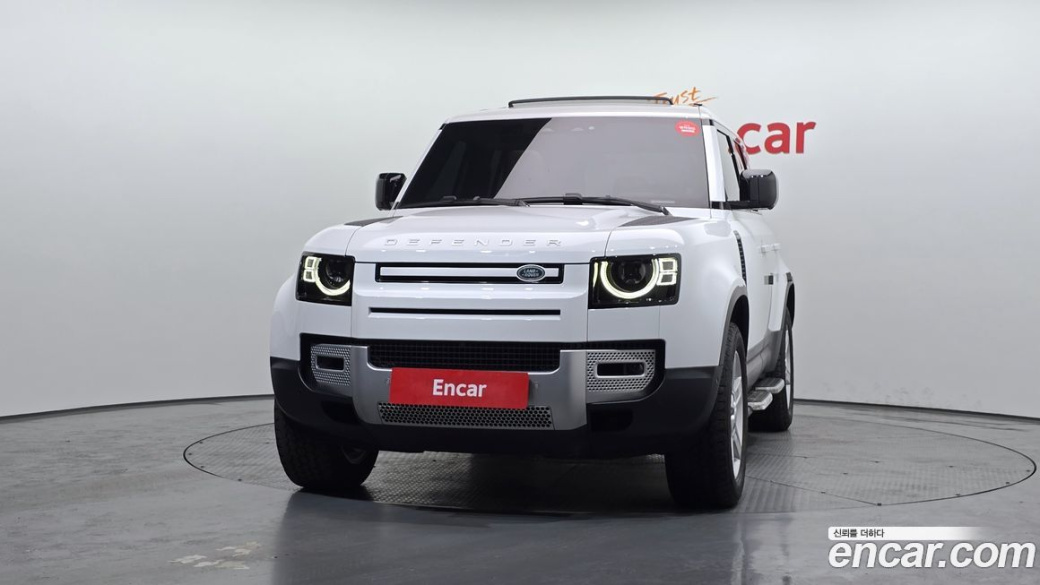 Land Rover Defender 110 D250 SE, 2022
