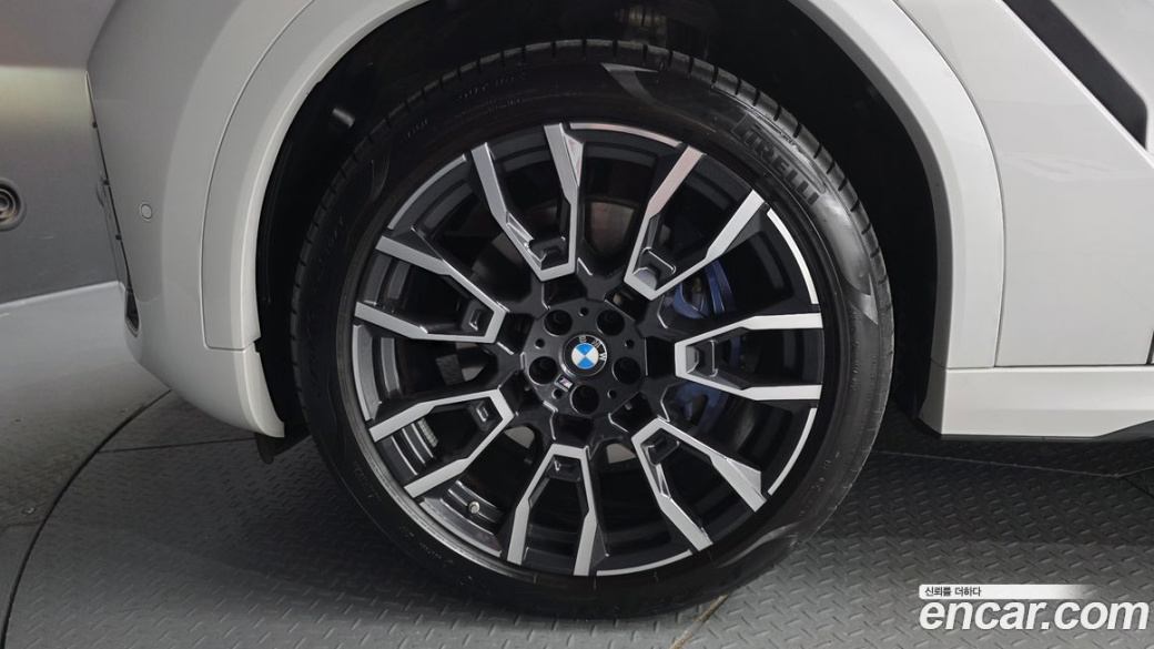 BMW X6 xDrive40i M Sport, 2024