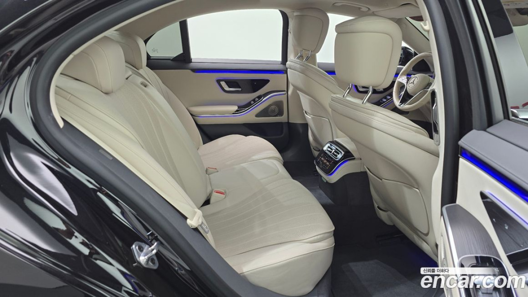 Mercedes-Benz S-Class S350 d, 2023