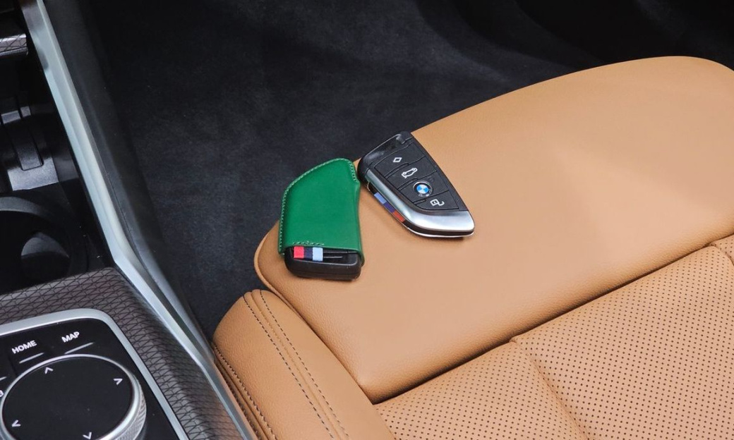 BMW 3-Series 320i M Sport, 2024