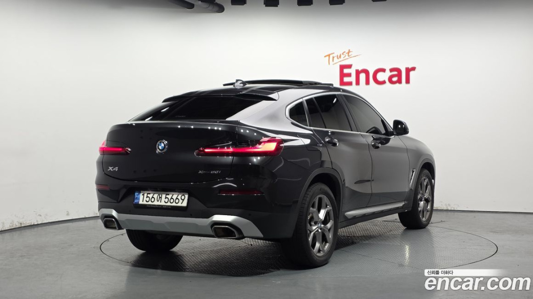 BMW X4 xDrive20i xLine, 2022