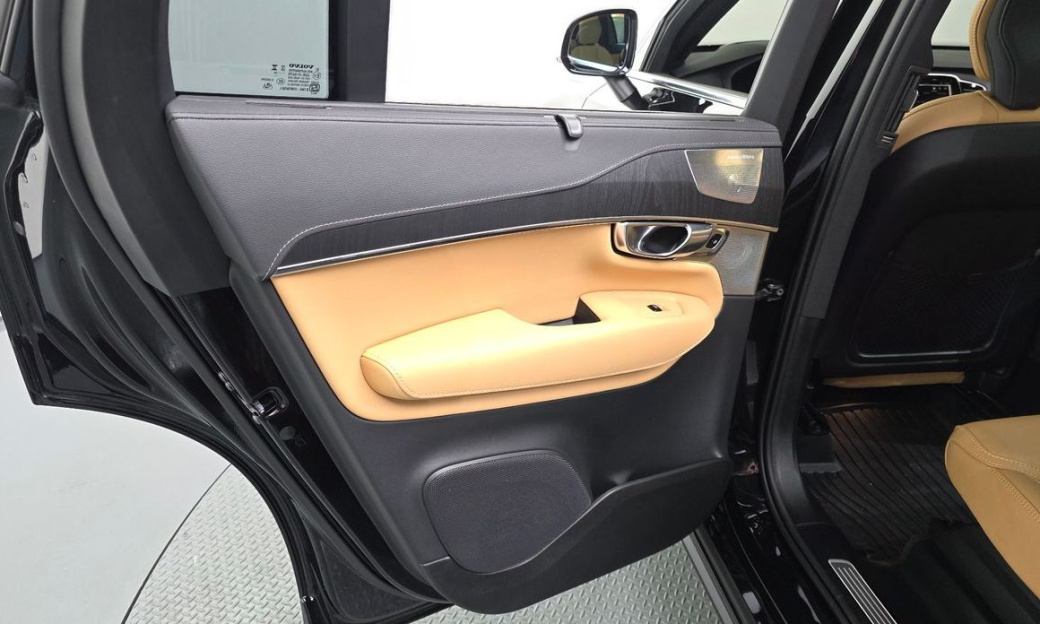 Volvo XC90 B6 Ultimate Bright, 2024
