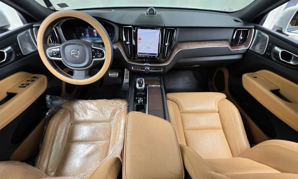 Volvo XC60 B6 Ultimate Bright, 2023