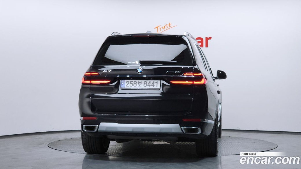 BMW X7 xDrive 40i Design Pure Excellence 6-Seater, 2024