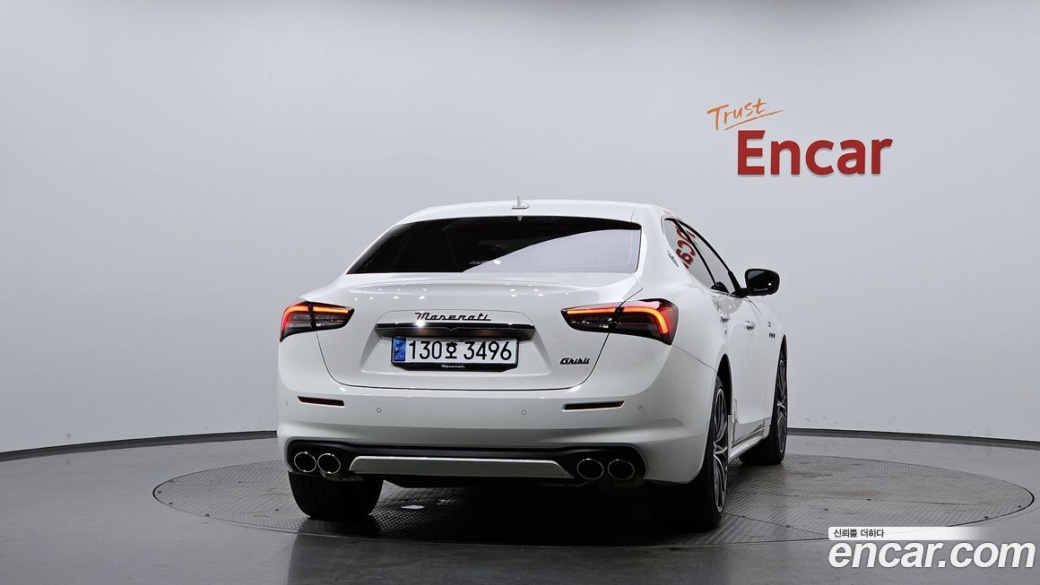 Maserati Ghibli 2.0 GT, 2023