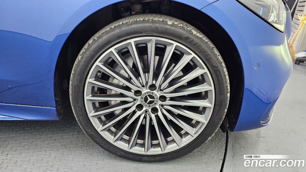 Mercedes-Benz C-Class C300 AMG Line, 2022