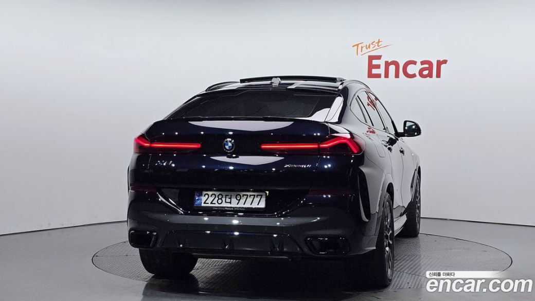 BMW X6 xDrive40i M Sport, 2024