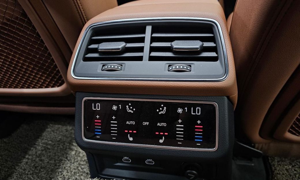 Audi A6 45 TFSI Quattro Premium, 2023