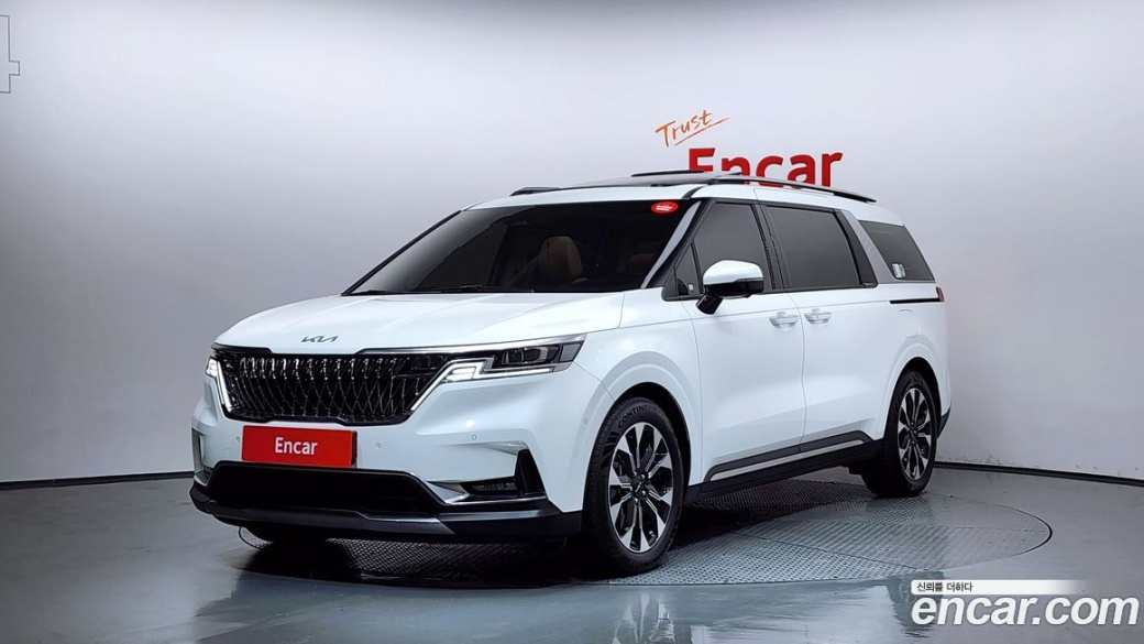 Kia Carnival 9-Seater Signature, 2023