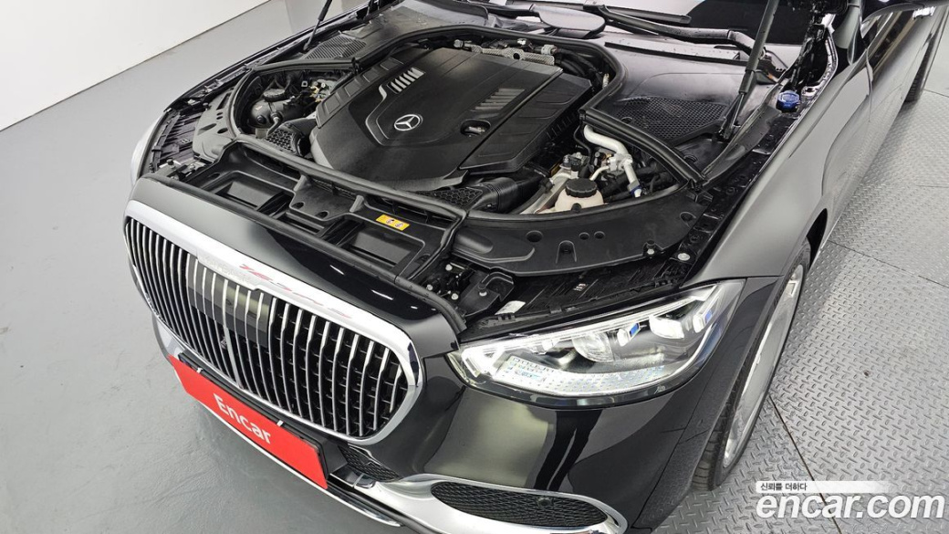 Mercedes-Benz S-Class Maybach S580 4MATIC, 2024