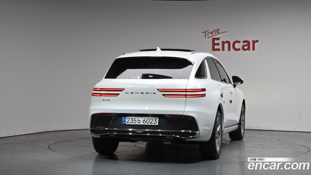 Genesis GV70 2.5T Gasoline 2WD, 2025