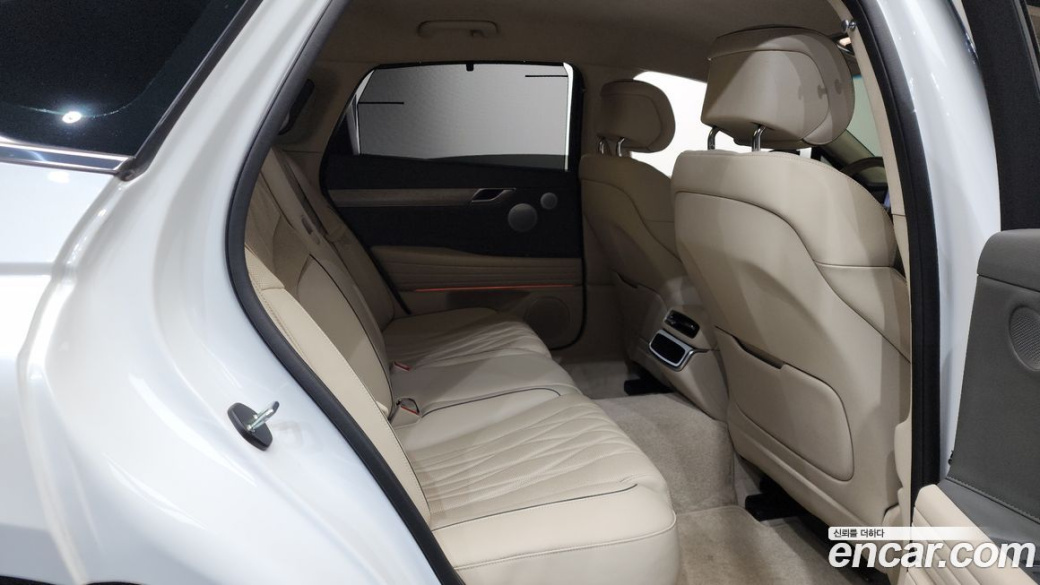 Genesis G80 Gasoline 2.5 Turbo 2WD, 2025