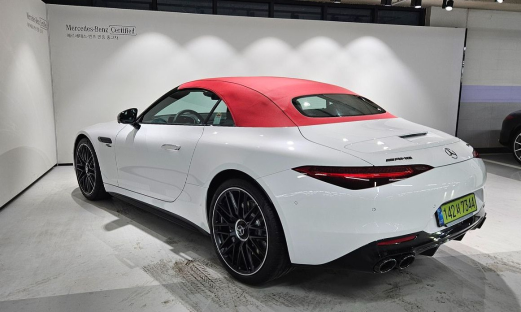 Mercedes-Benz SL-Class AMG SL43, 2025