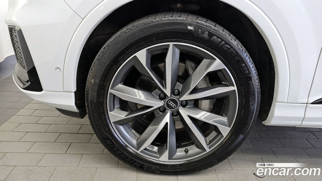 Audi Q7 50 TDI Quattro Premium, 2023