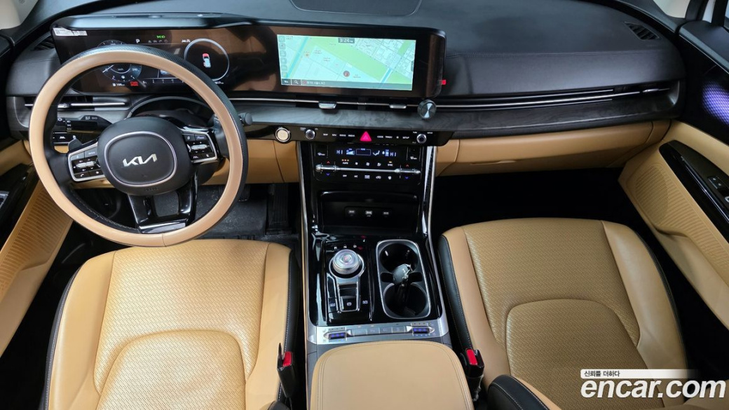 Kia Carnival 9-Seater Signature, 2023