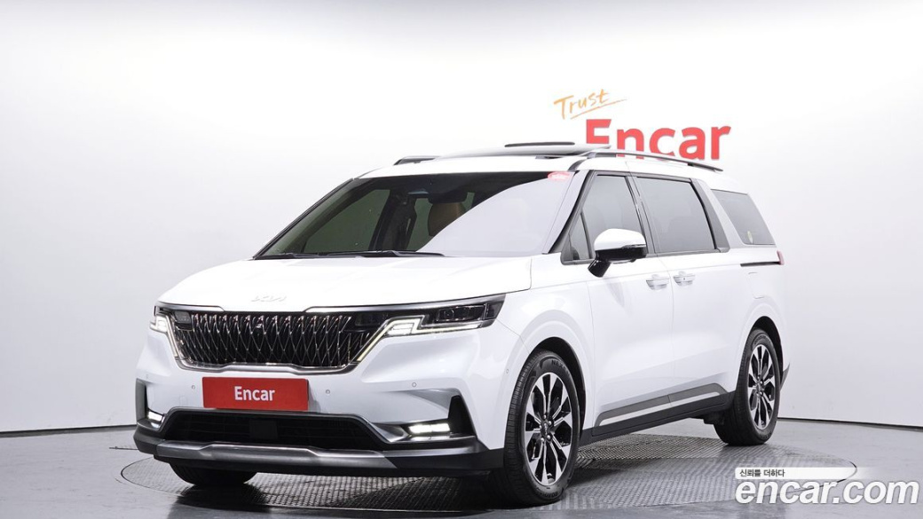 Kia Carnival 9-Seater Signature, 2022