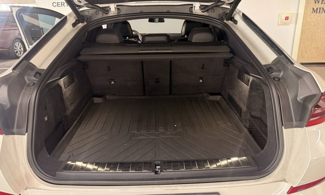 BMW X6 xDrive40i M Sport, 2024