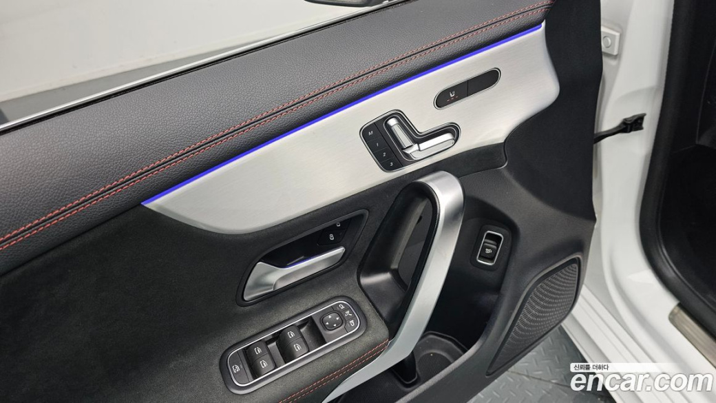 Mercedes-Benz CLA-Class CLA250 4MATIC, 2023