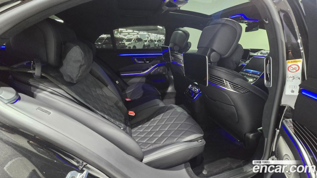 Mercedes-Benz S-Class S580L 4MATIC, 2025