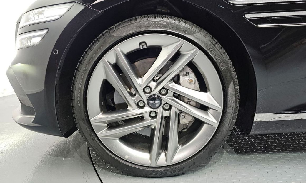 Genesis G80 Gasoline 2.5 Turbo AWD, 2025