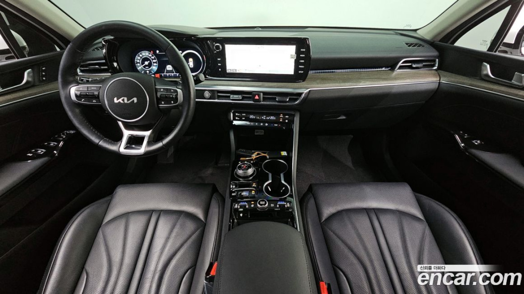 Kia K5 2.0, 2023