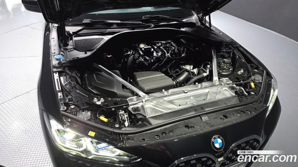 BMW 4-Series 420i M Sport Convertible, 2024