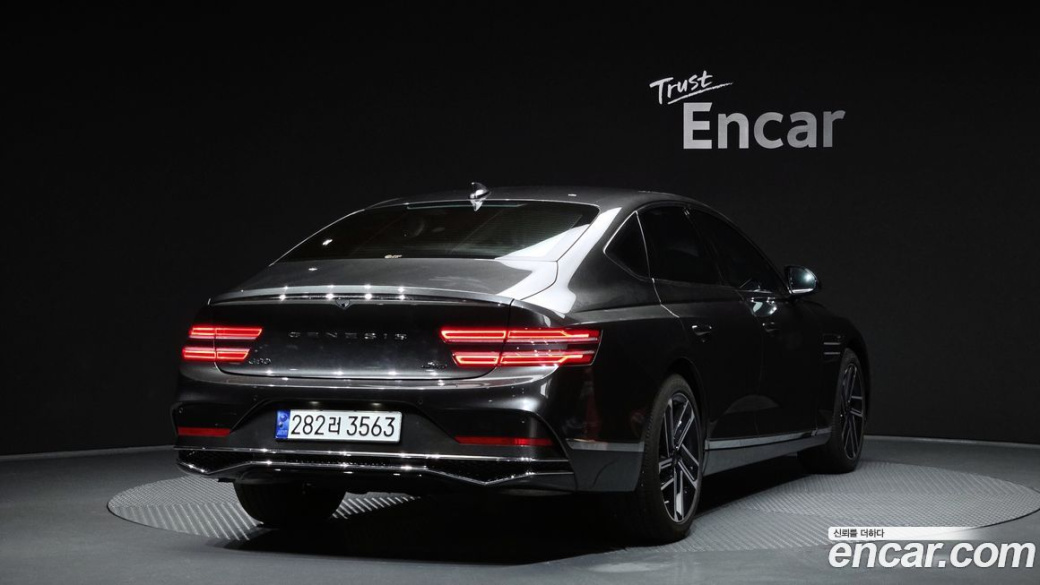 Genesis G80 Gasoline 2.5 Turbo AWD, 2025