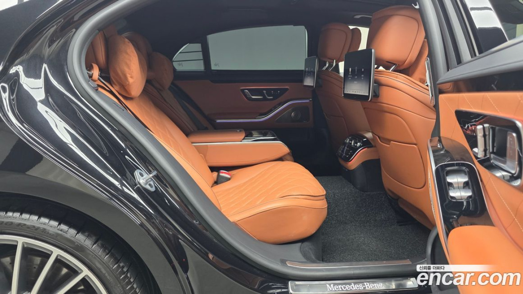 Mercedes-Benz S-Class S500L 4MATIC, 2023