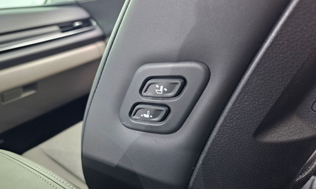 Kia Carnival 9-Seater Noblesse, 2025