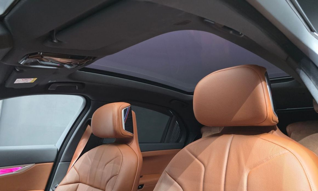 BMW 7-Series 740i xDrive M Sport Limited, 2025