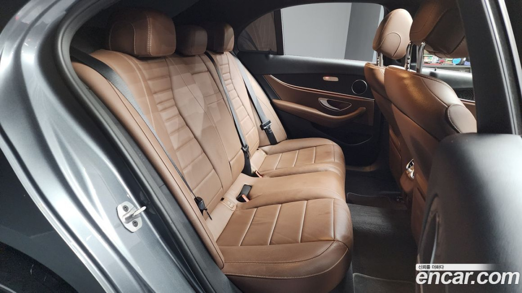 Mercedes-Benz E-Class E250 Avantgarde, 2023