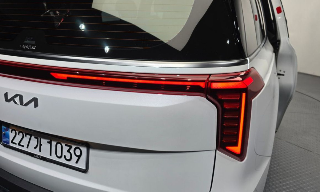 Kia Carnival 9-Seater Noblesse, 2025