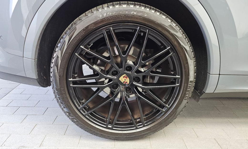Porsche Cayenne 3.0 Coupe, 2024
