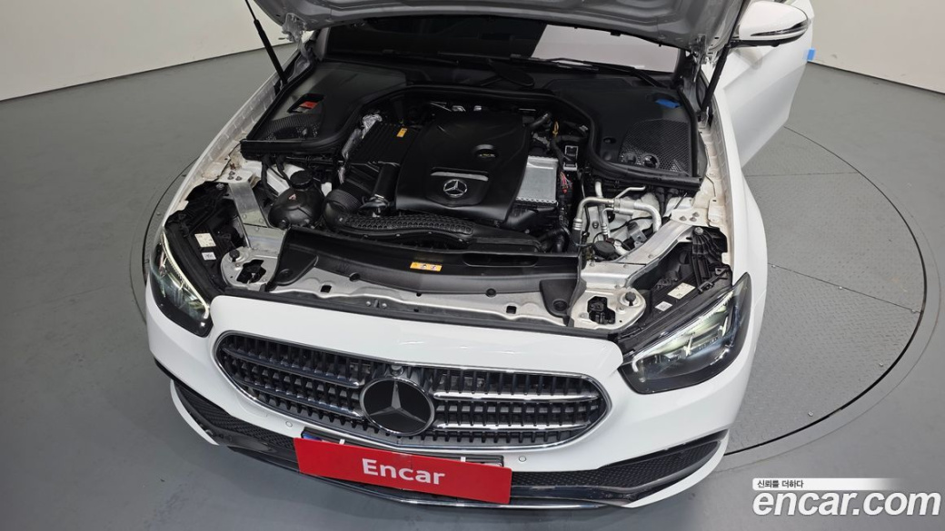 Mercedes-Benz E-Class E250 Avantgarde, 2022