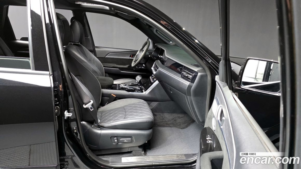 Kia Mohave Diesel 3.0 4WD 5-Seater, 2024